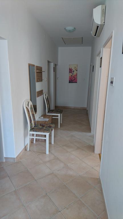 פג Apartments Anastazija מראה חיצוני תמונה