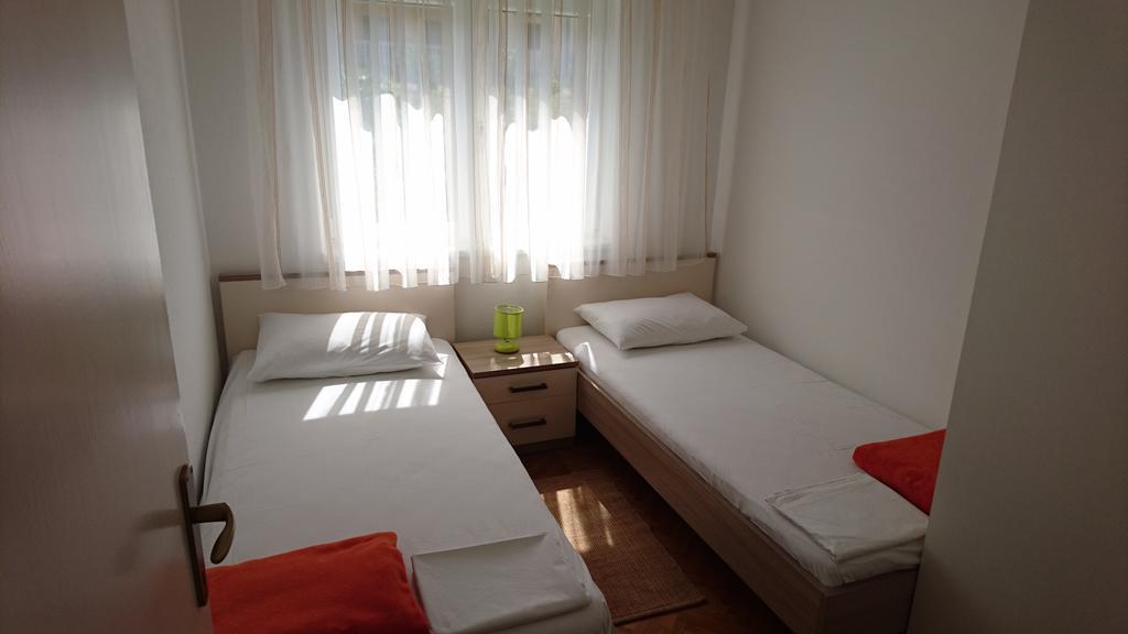 פג Apartments Anastazija מראה חיצוני תמונה